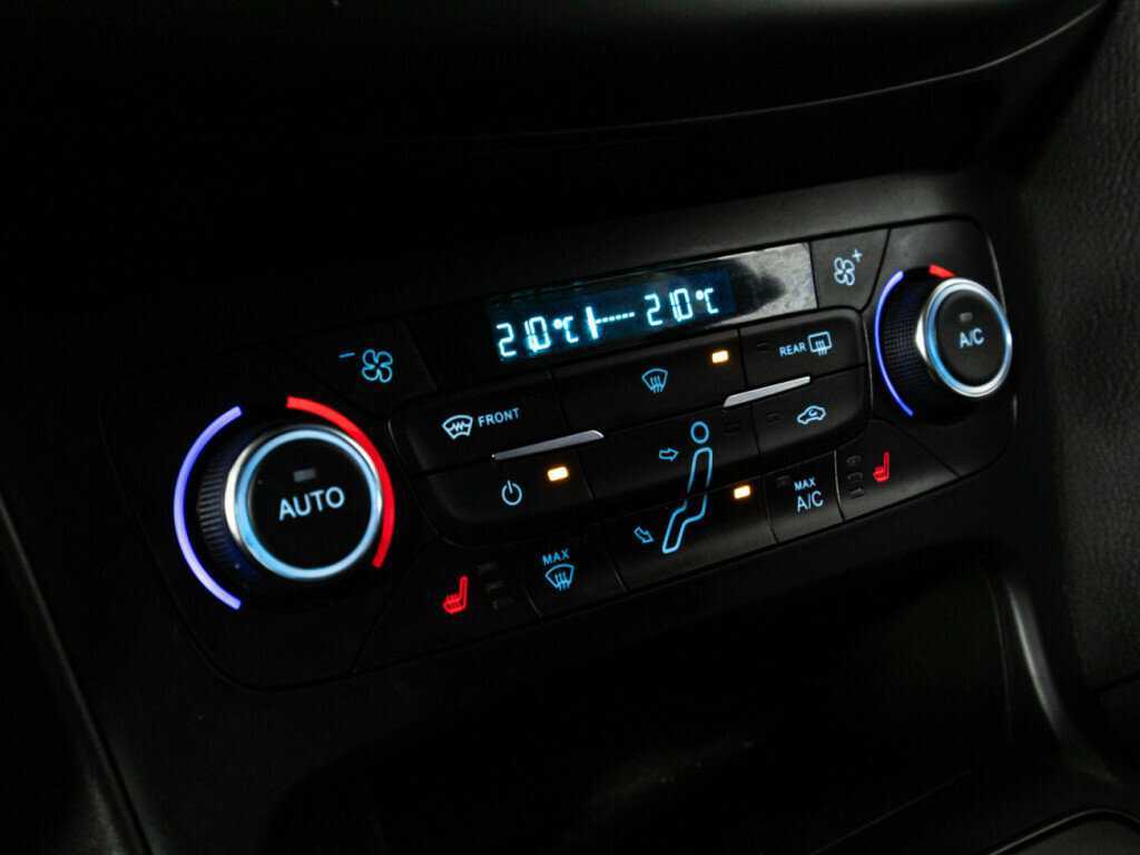 Ford Focus, 2019 Фото №16