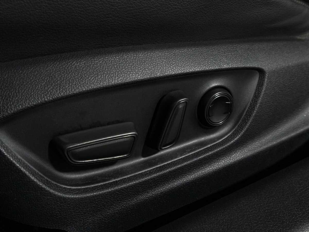 Toyota Camry, 2018 Фото №17