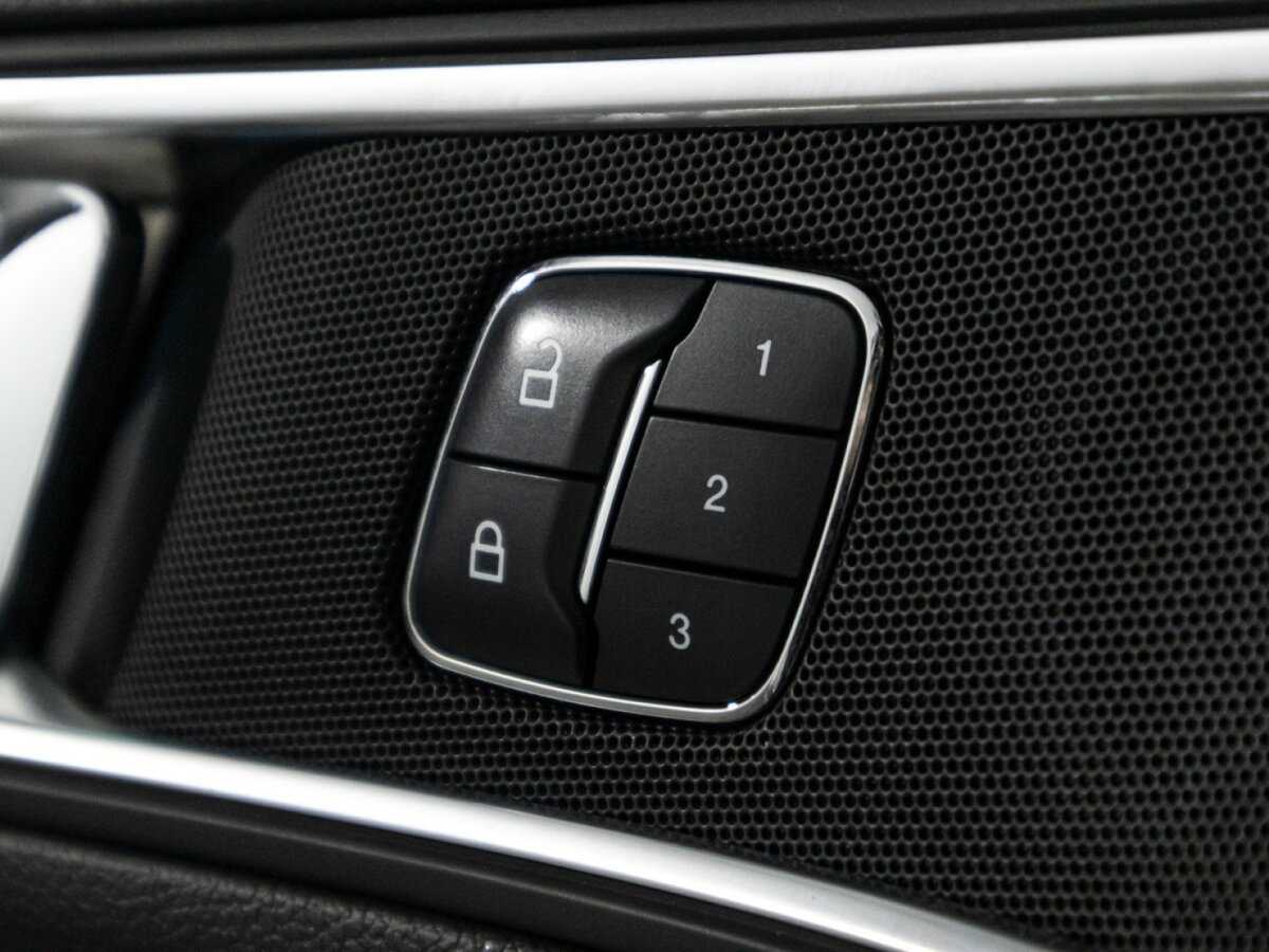 Ford Explorer, 2017 Фото №19