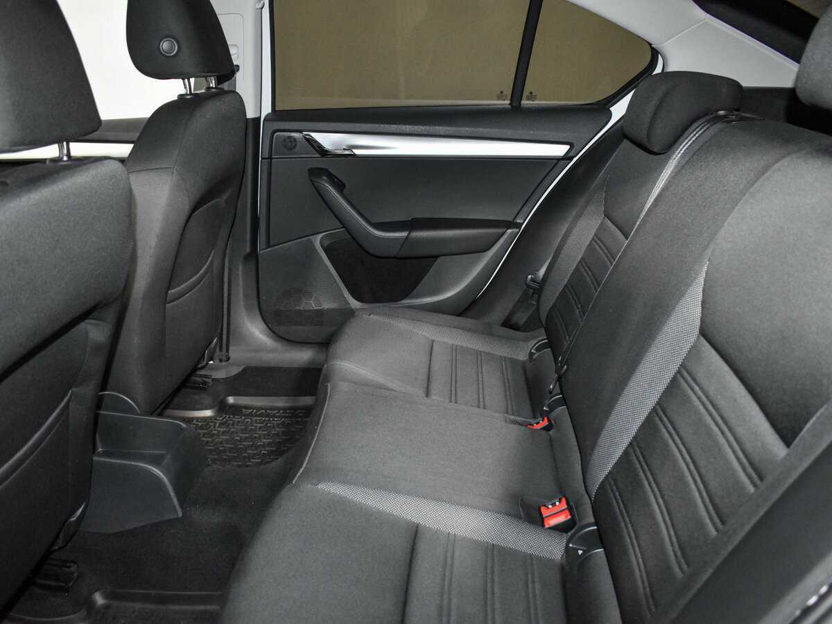 Skoda Octavia, 2018 Фото №11