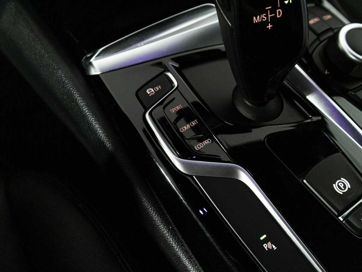 BMW 5 серии 520i, 2018 Фото №22