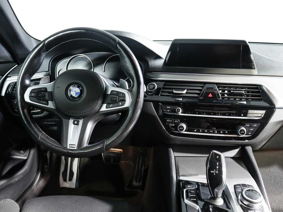 BMW 5 серии 520d xDrive, 2018 Фото №8
