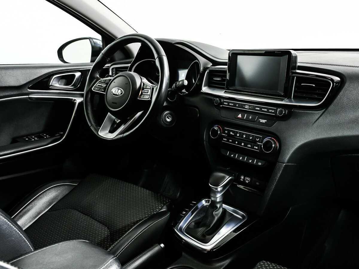 Kia Ceed, 2018 Фото №9