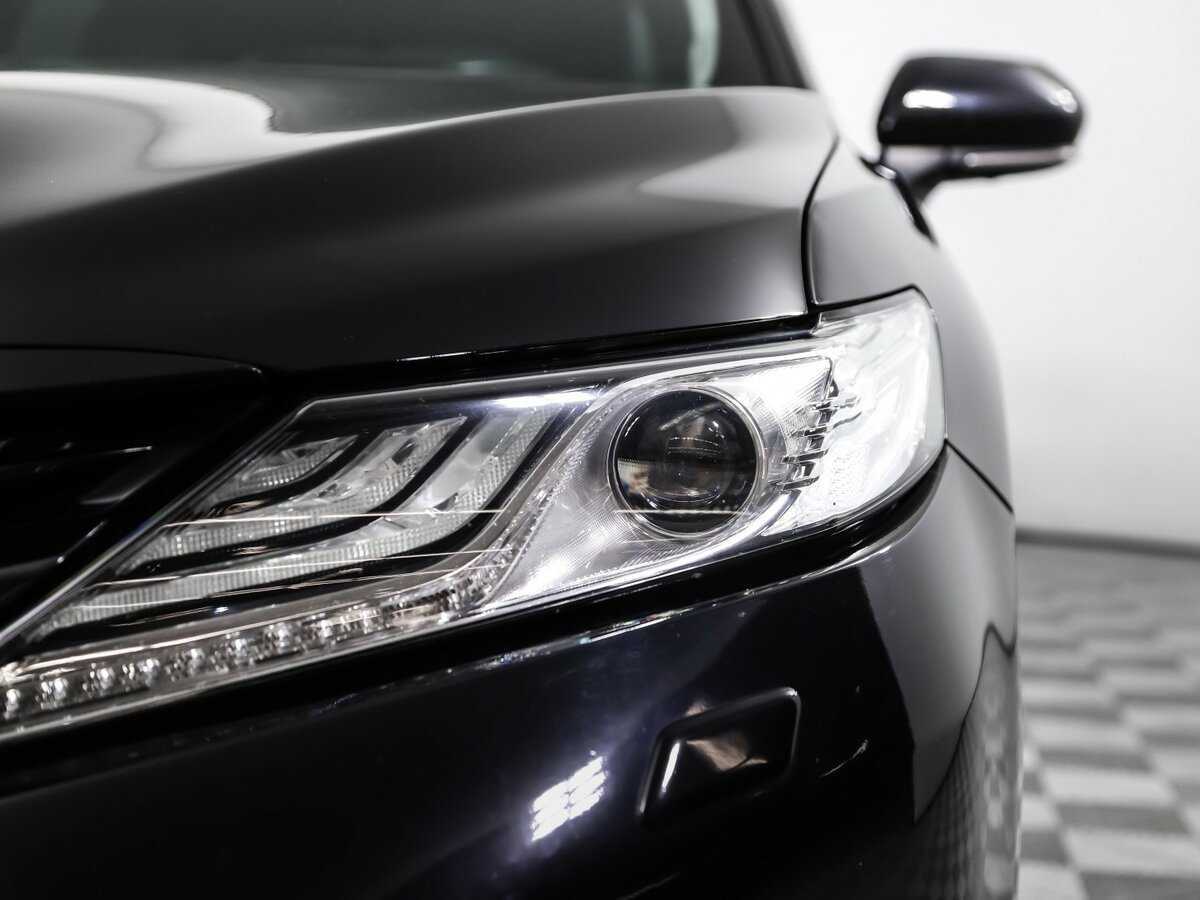 Toyota Camry, 2018 Фото №14