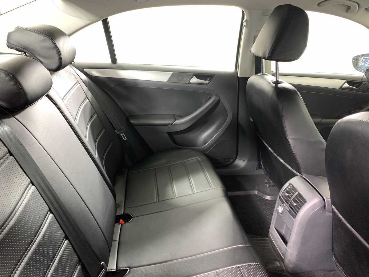 Volkswagen Jetta, 2017 Фото №17