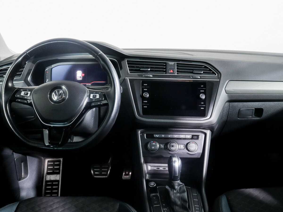 Volkswagen Tiguan, 2020 Фото №9