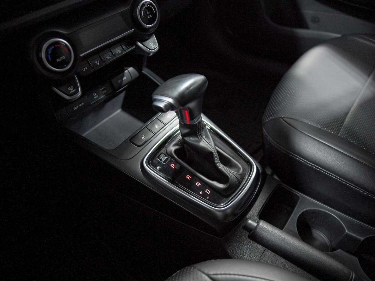 Kia Rio, 2018 Фото №12