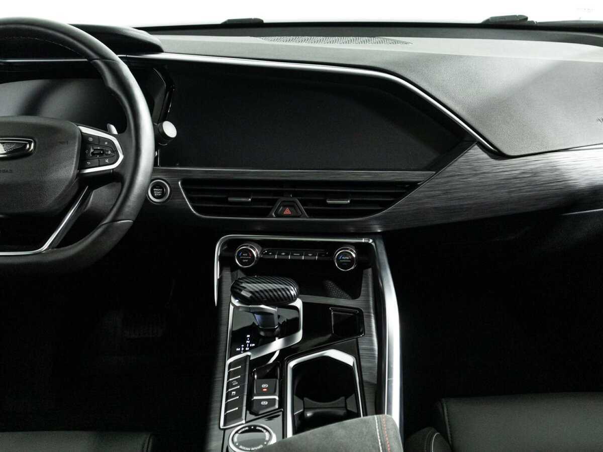 Geely Tugella, 2022 Фото №14