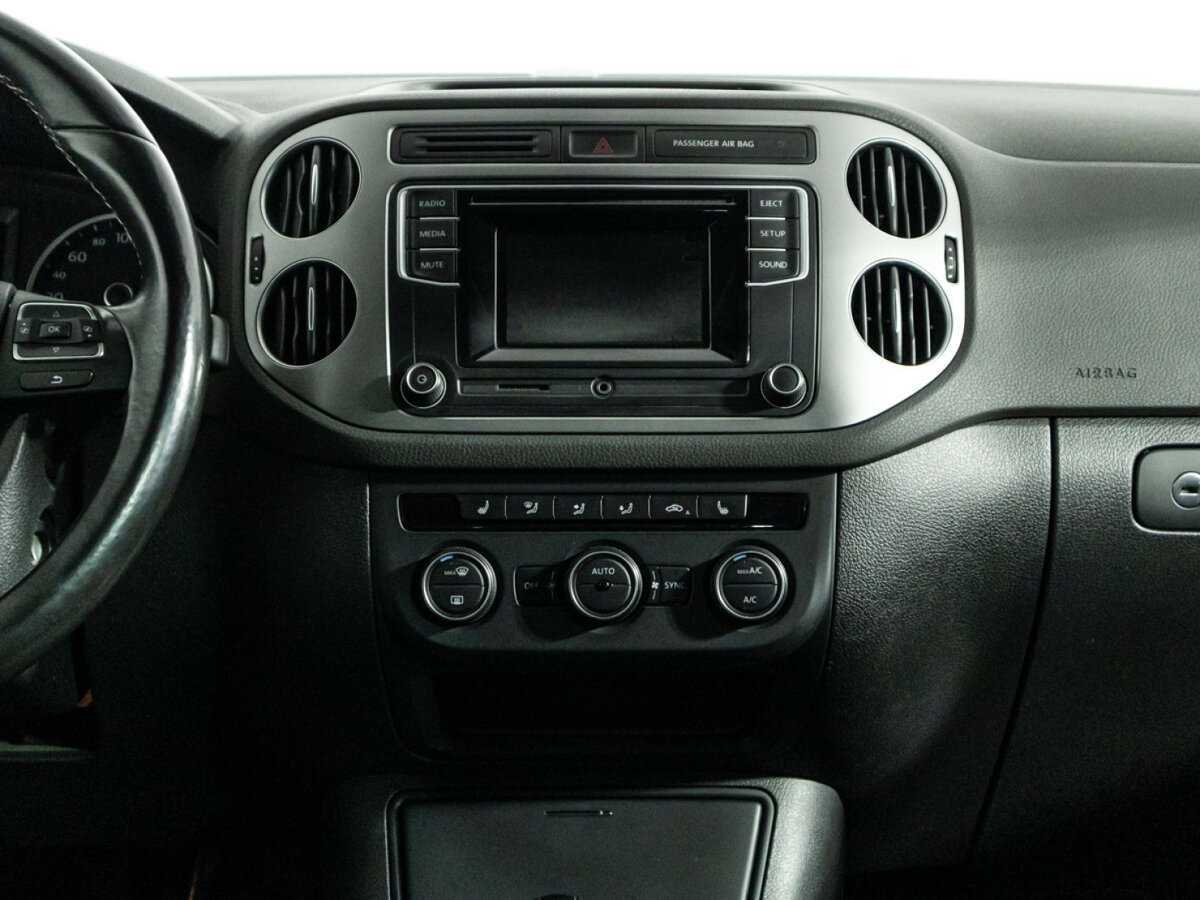 Volkswagen Tiguan, 2015 Фото №14