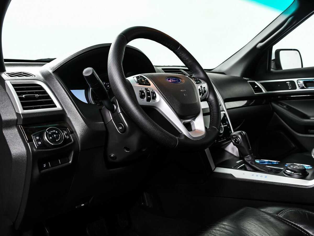 Ford Explorer, 2013 Фото №12