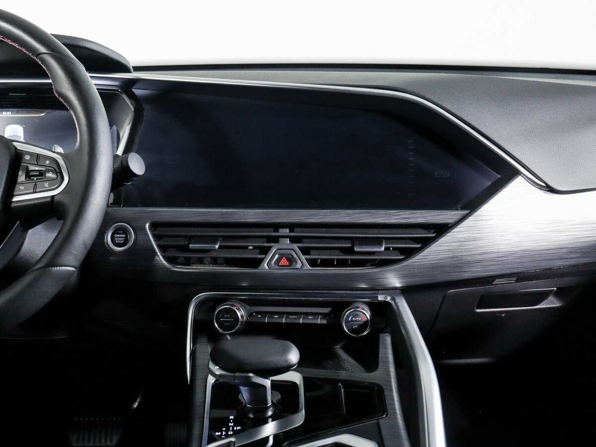 Geely Tugella, 2024 Фото №13