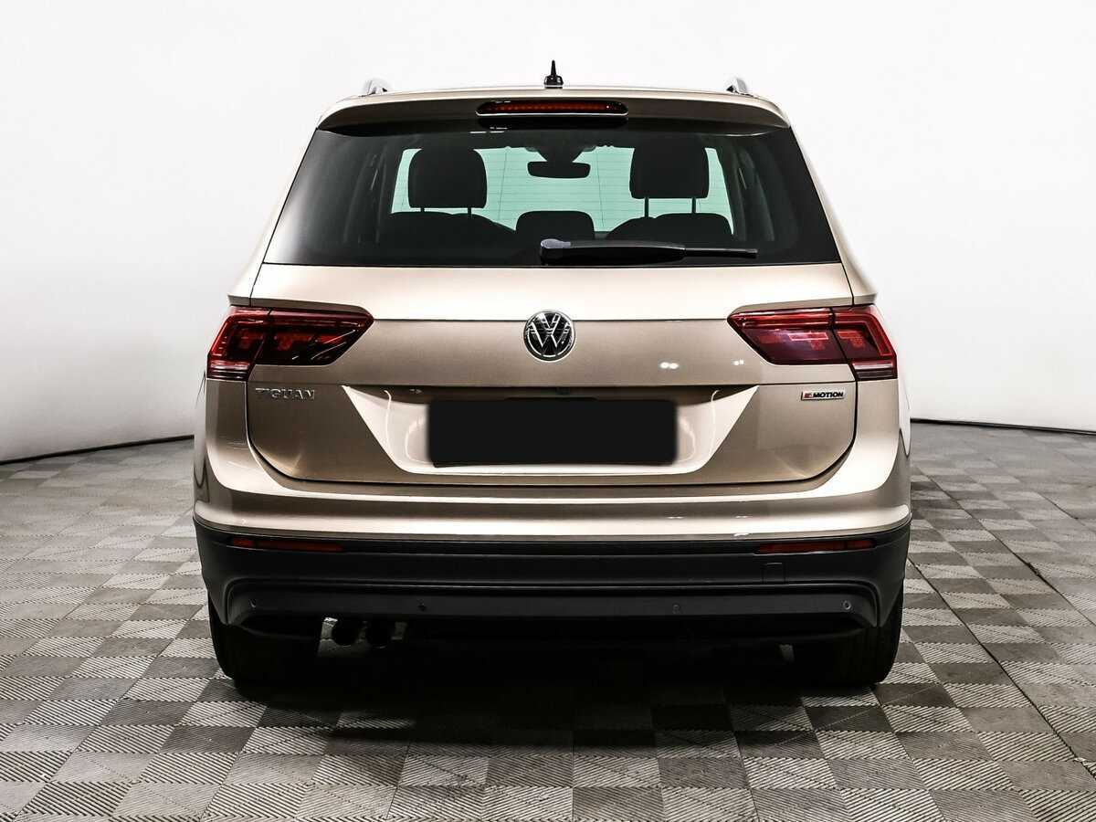 Volkswagen Tiguan, 2019 Фото №6