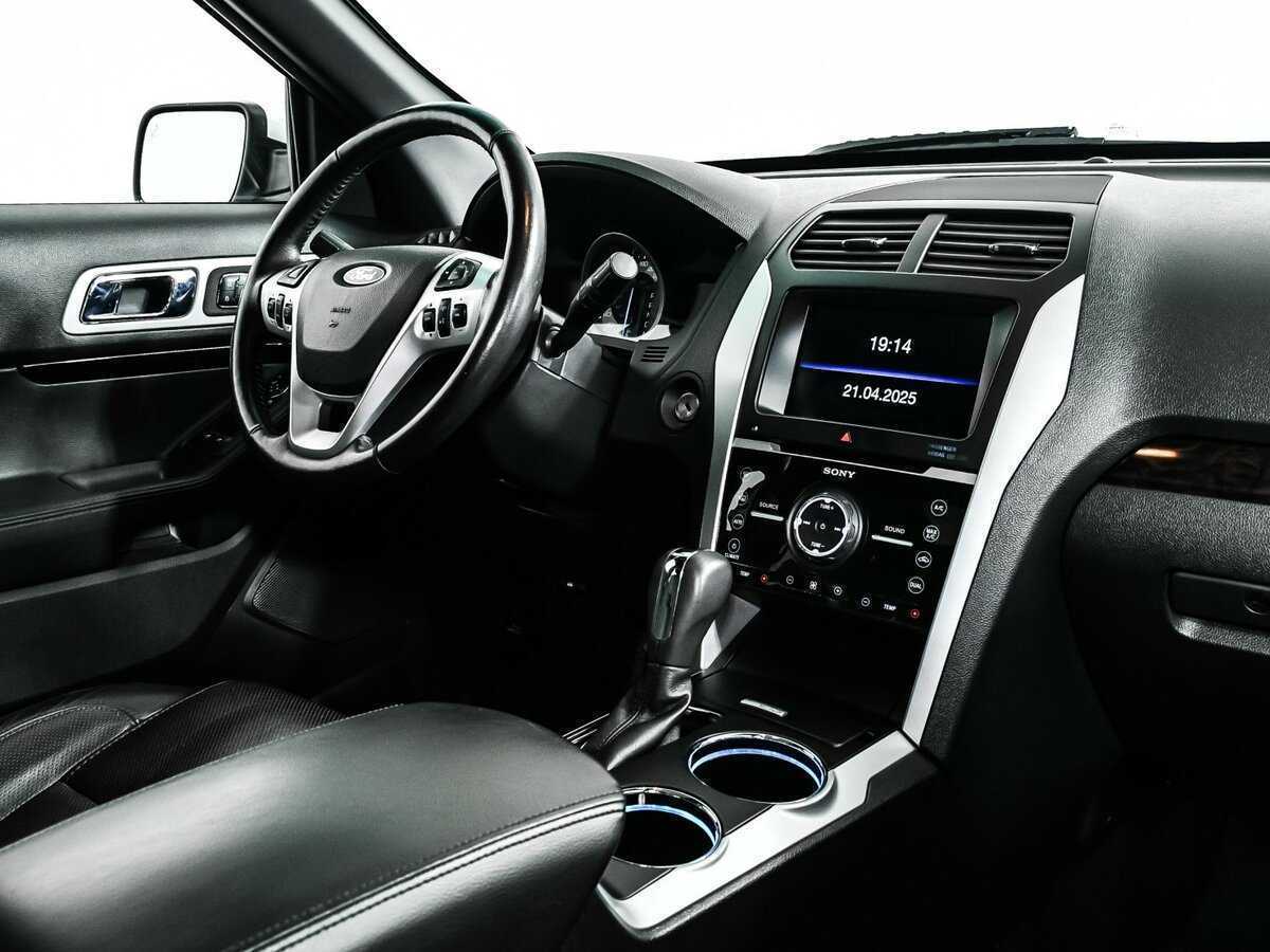 Ford Explorer, 2014 Фото №9