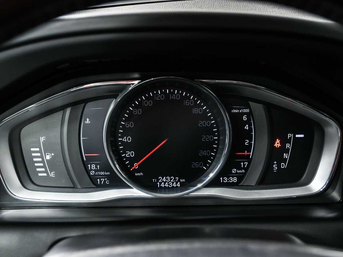 Volvo XC60, 2017 Фото №10