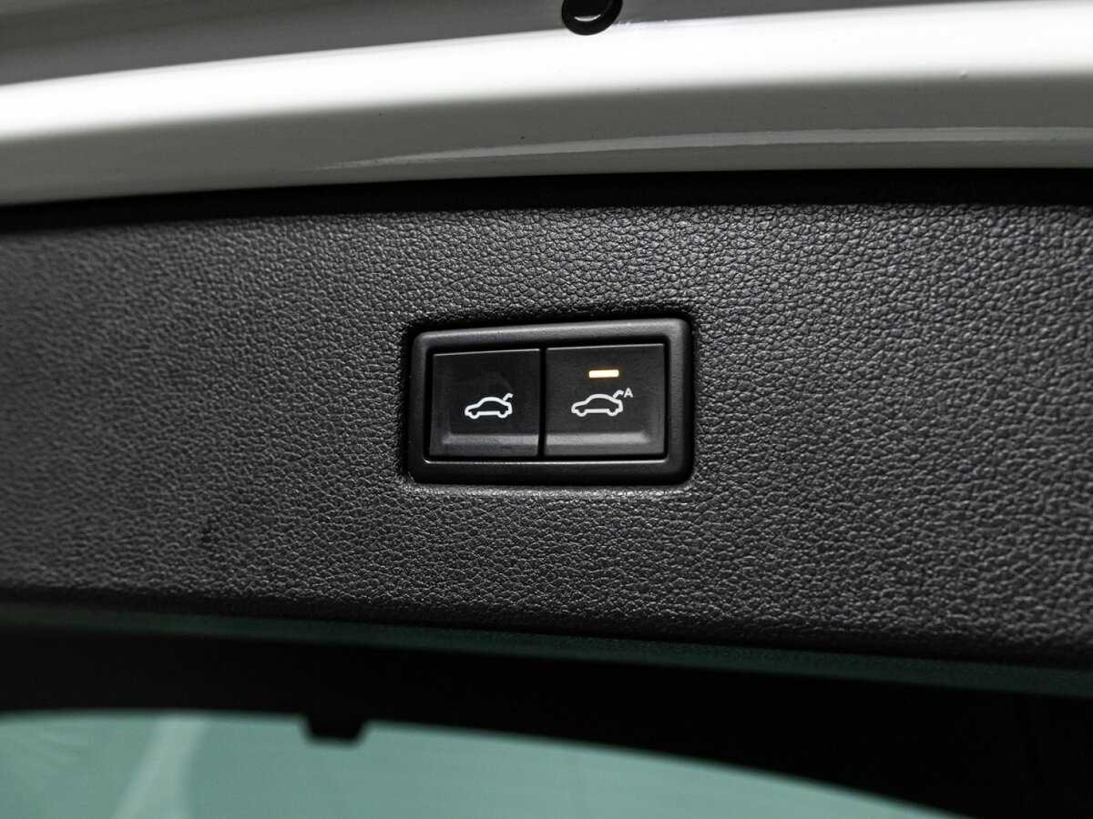 Volkswagen Tiguan, 2017 Фото №15