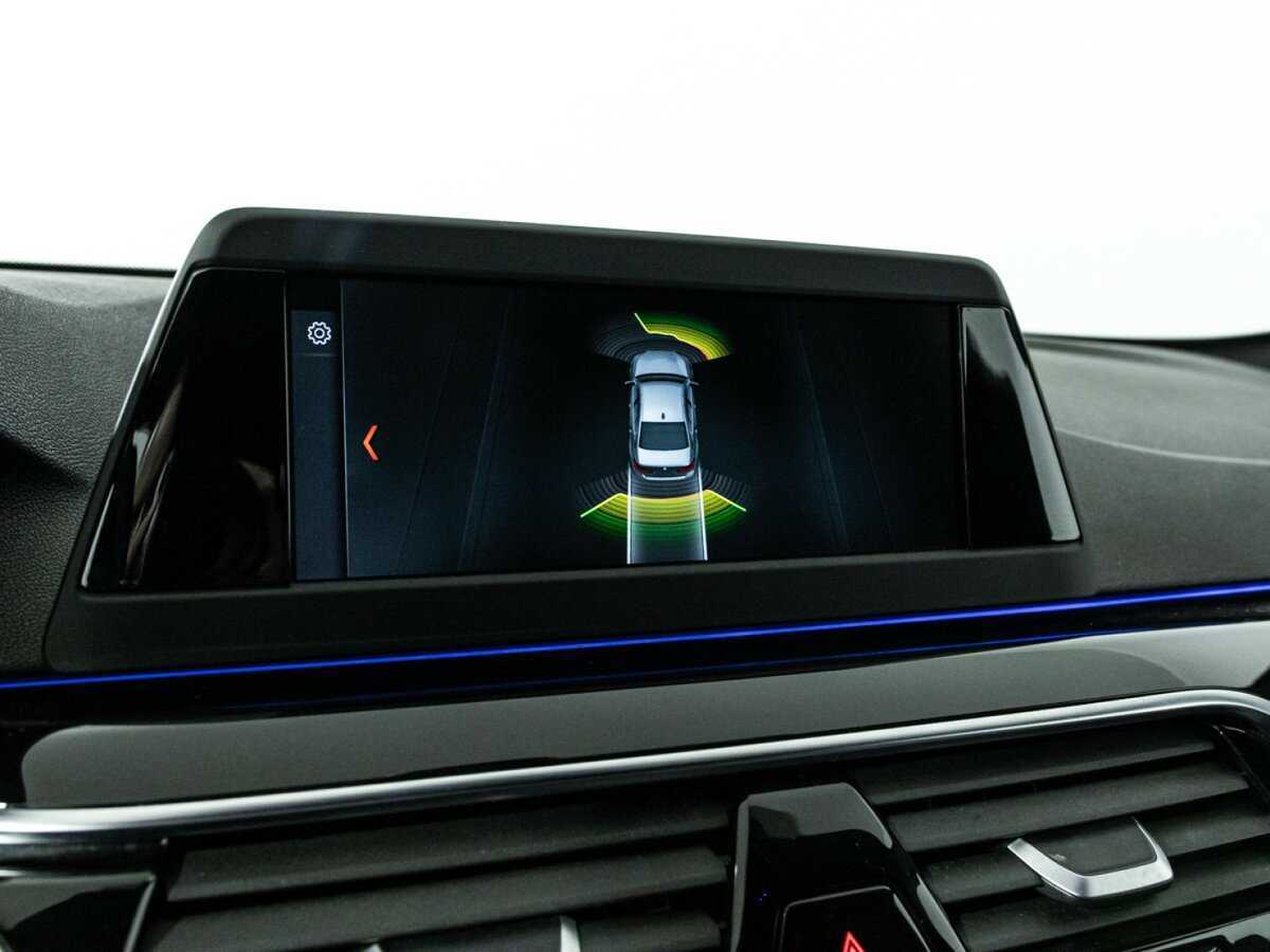 BMW 5 серии 520d xDrive, 2017 Фото №18