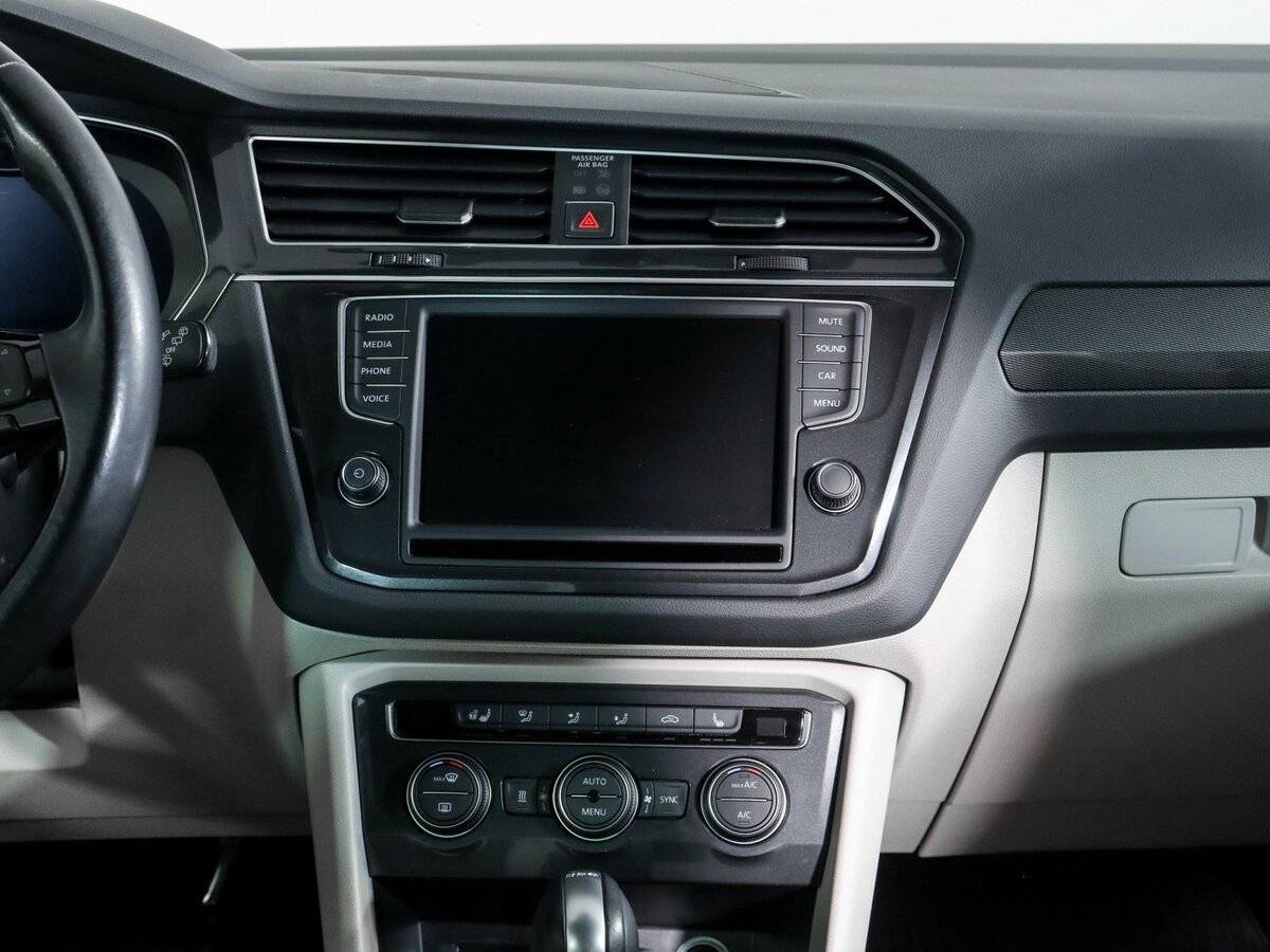 Volkswagen Tiguan, 2017 Фото №13