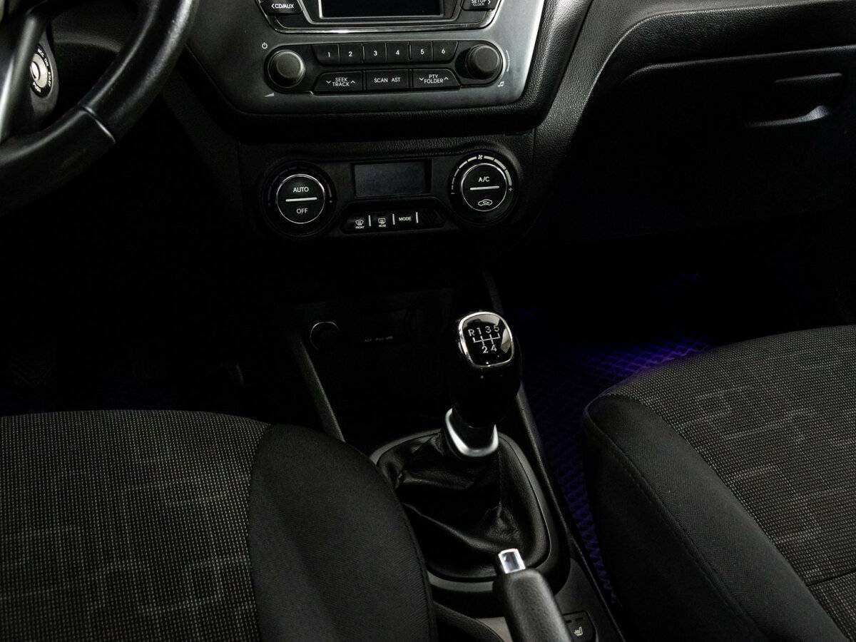 Kia Rio 5-speed, 2012 Фото №11