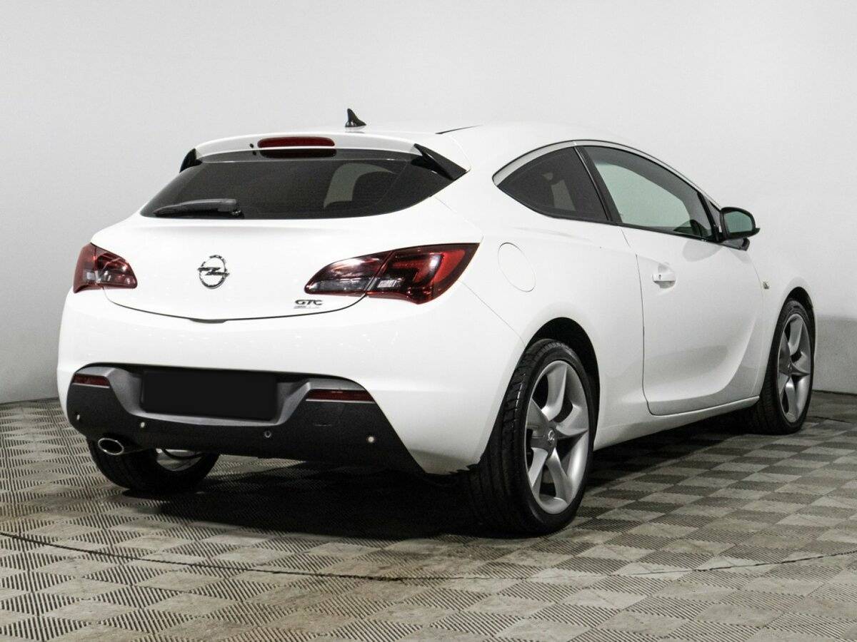 Opel Astra GTC, 2013 Фото №5