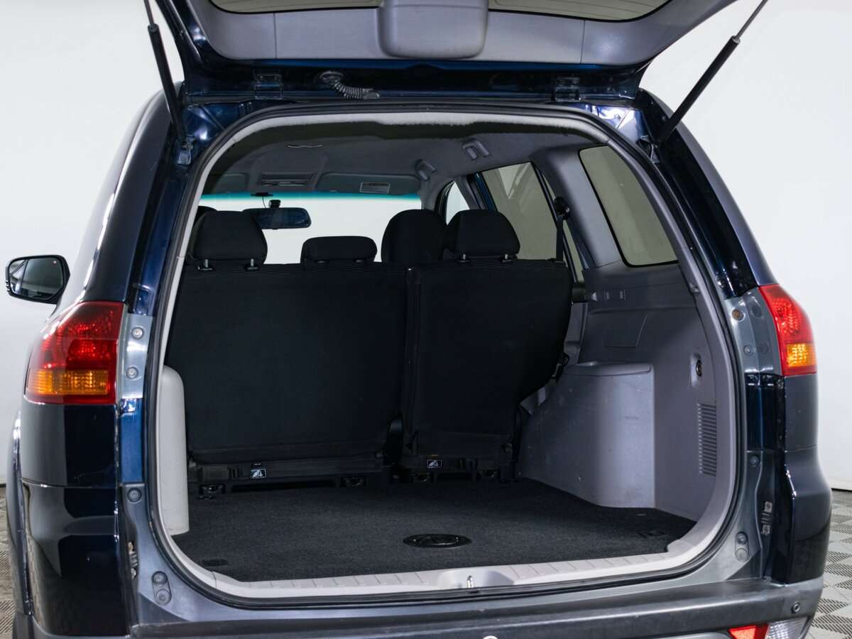 Mitsubishi Pajero Sport, 2012 Фото №9