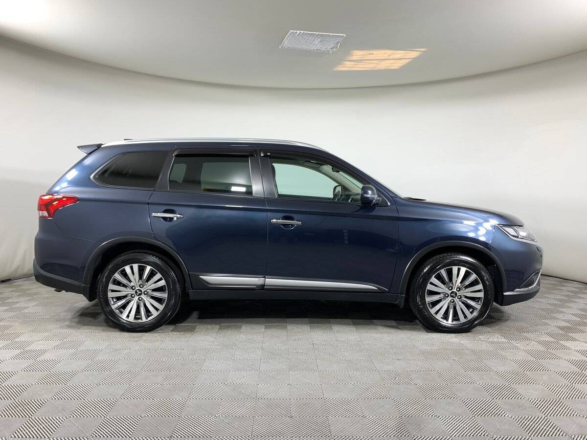Mitsubishi Outlander, 2020 - 93 415 км. | Фото №4