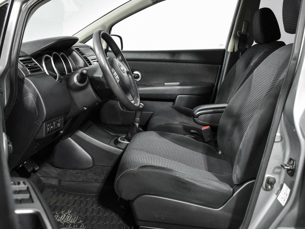 Nissan Tiida, 2013 Фото №10