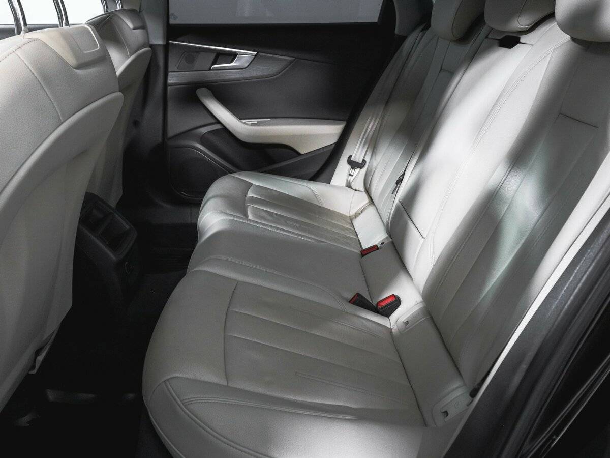 Audi A4, 2017 Фото №10