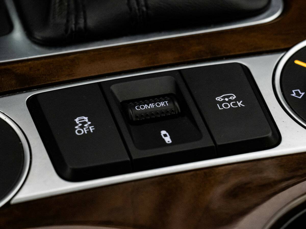 Volkswagen Touareg, 2015 Фото №24