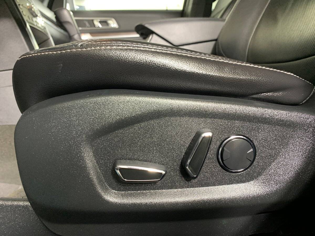 Ford Explorer, 2017 Фото №16