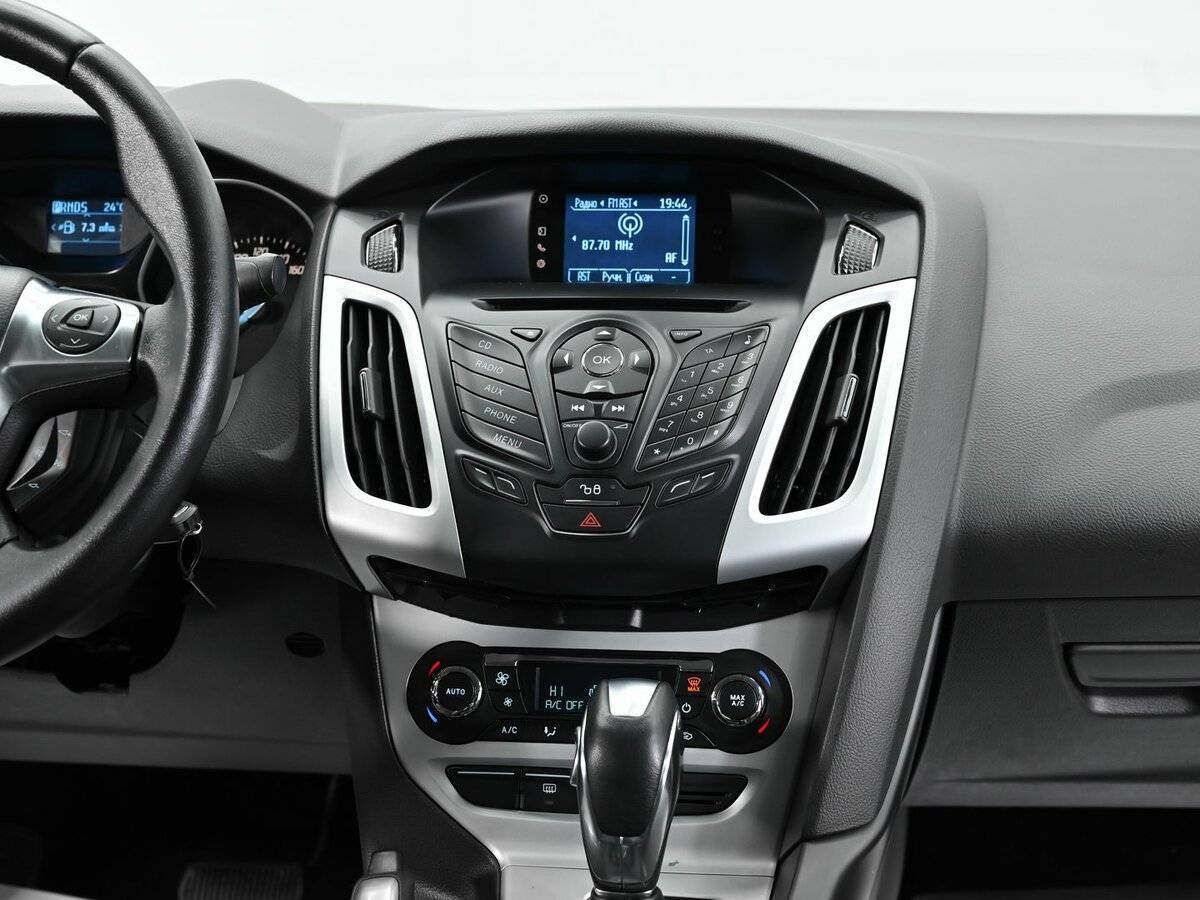 Ford Focus, 2012 Фото №9