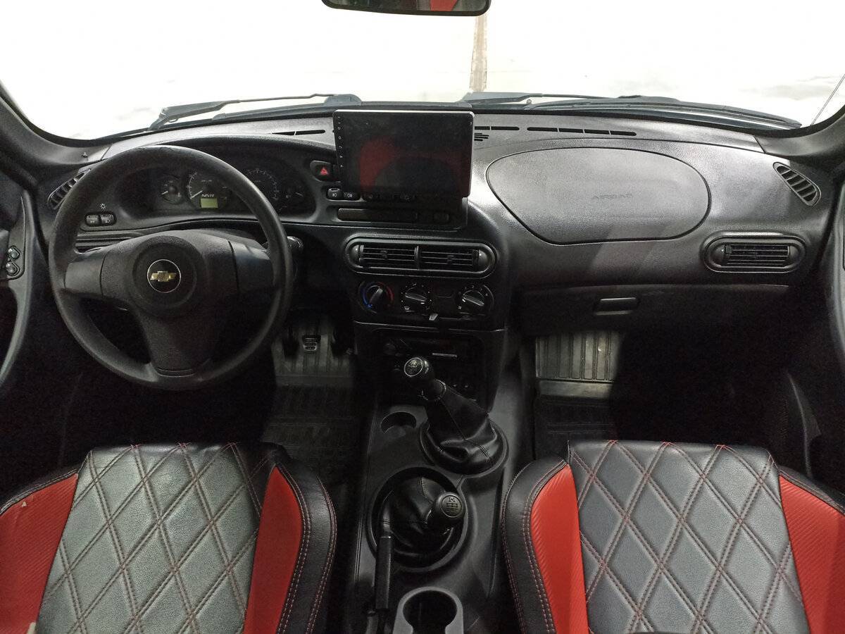Chevrolet Niva, 2018 Фото №14