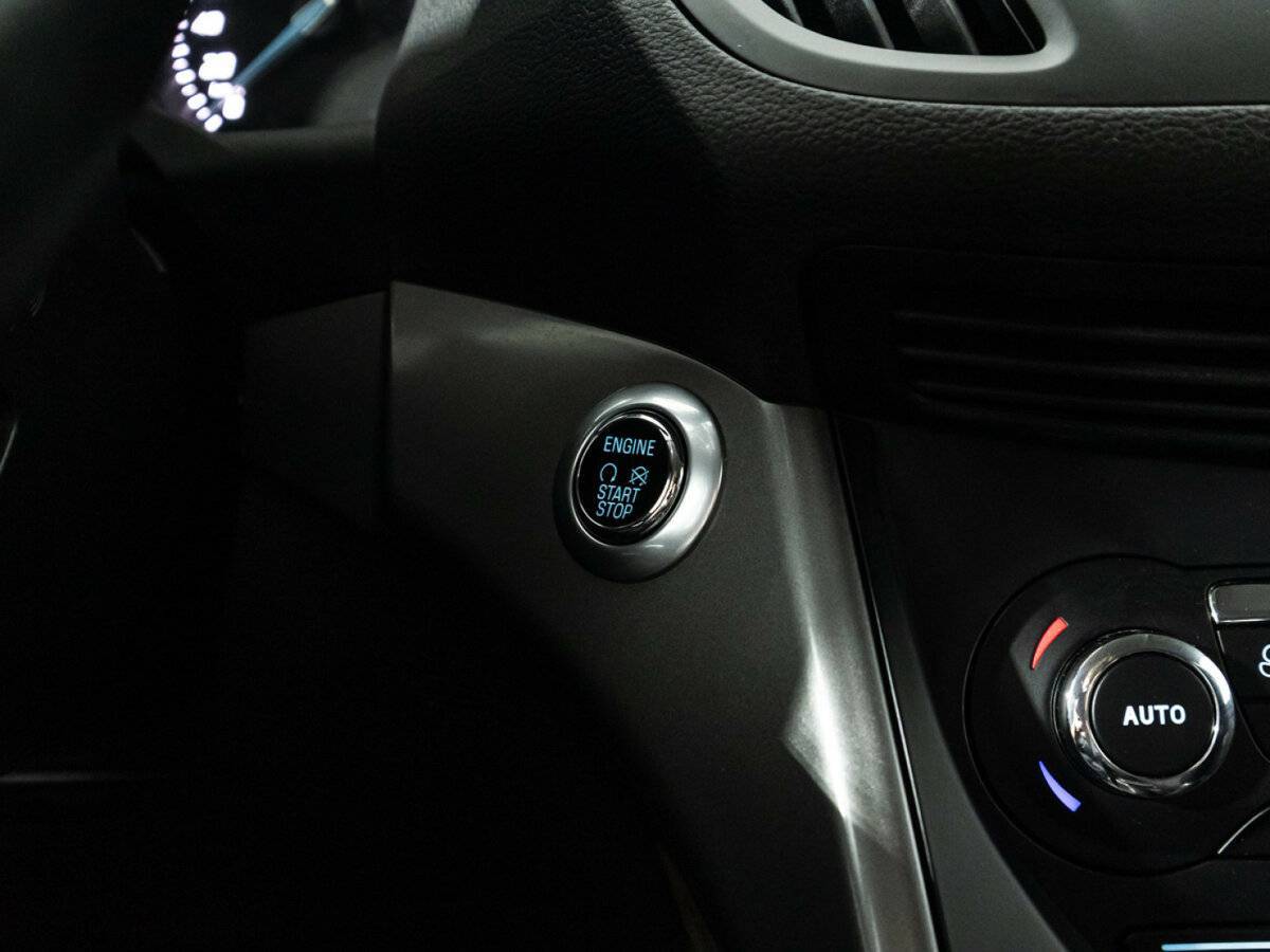 Ford Kuga, 2016 Фото №16