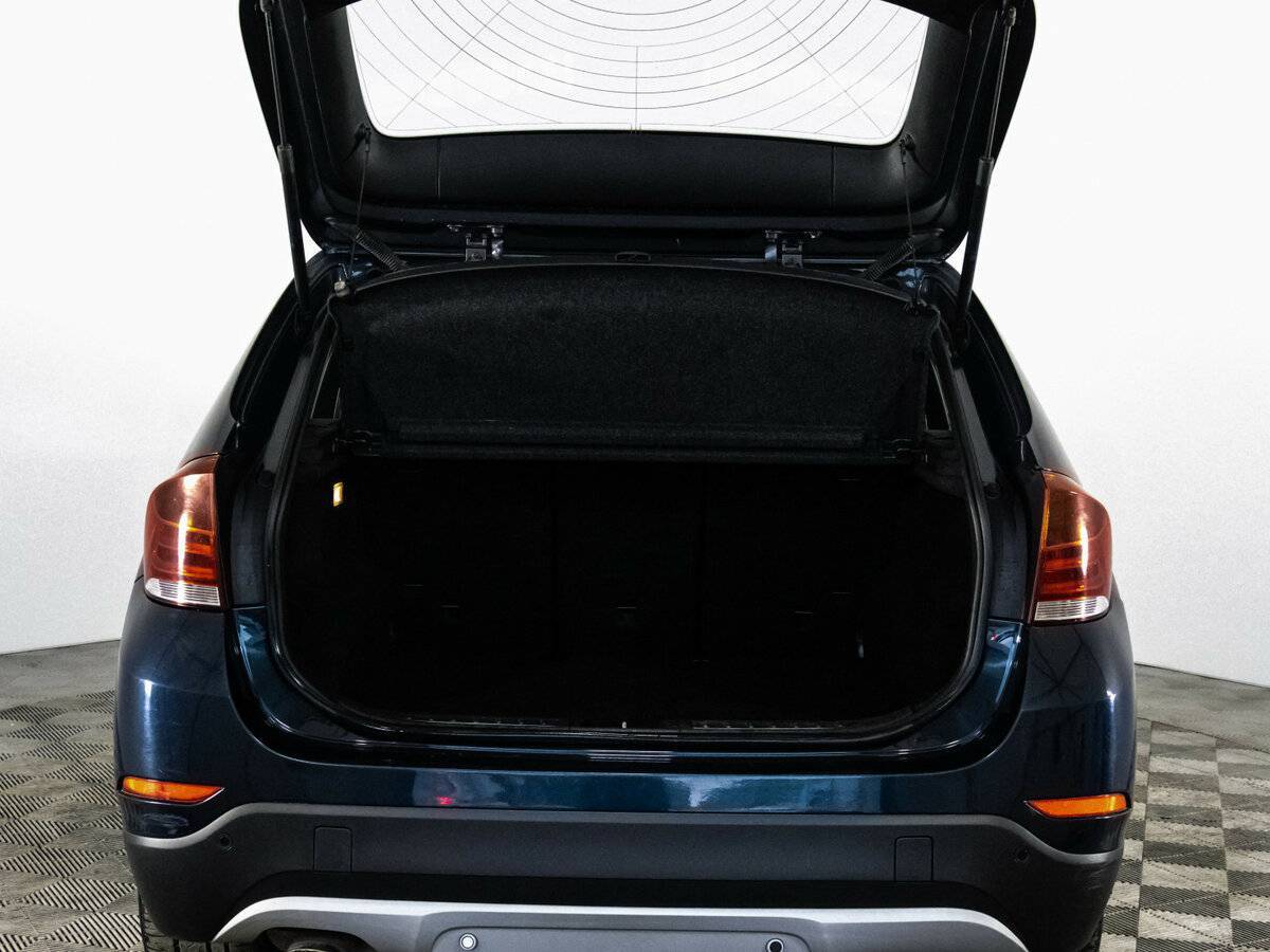 BMW X1 20i, 2014 Фото №20