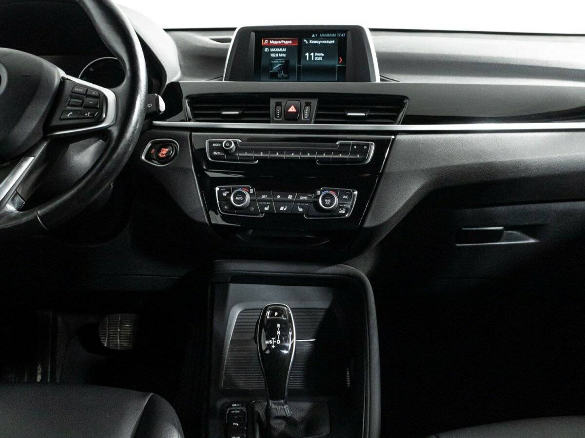 BMW X1 20i xDrive, 2018 Фото №14