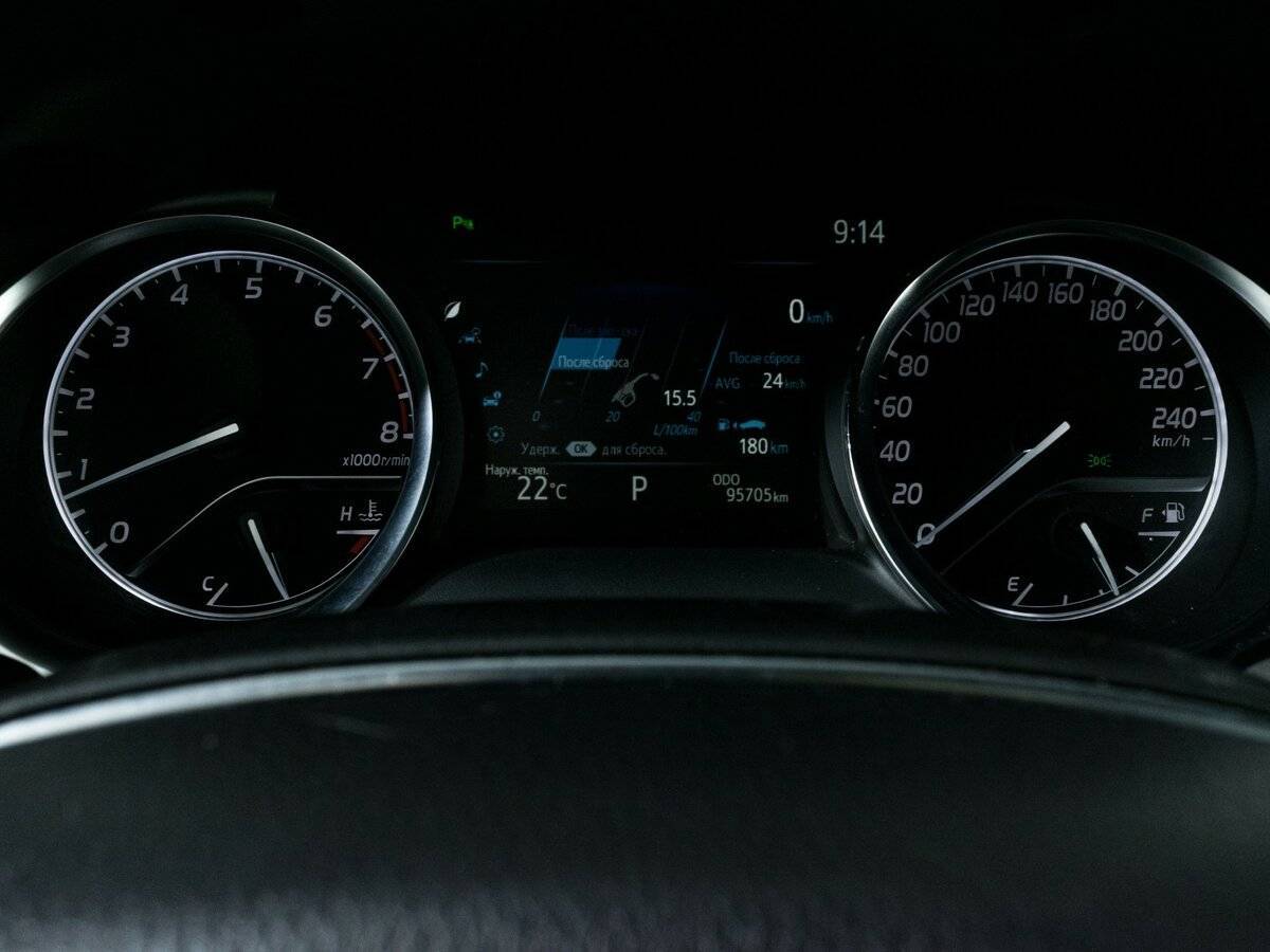 Toyota Camry, 2020 Фото №13