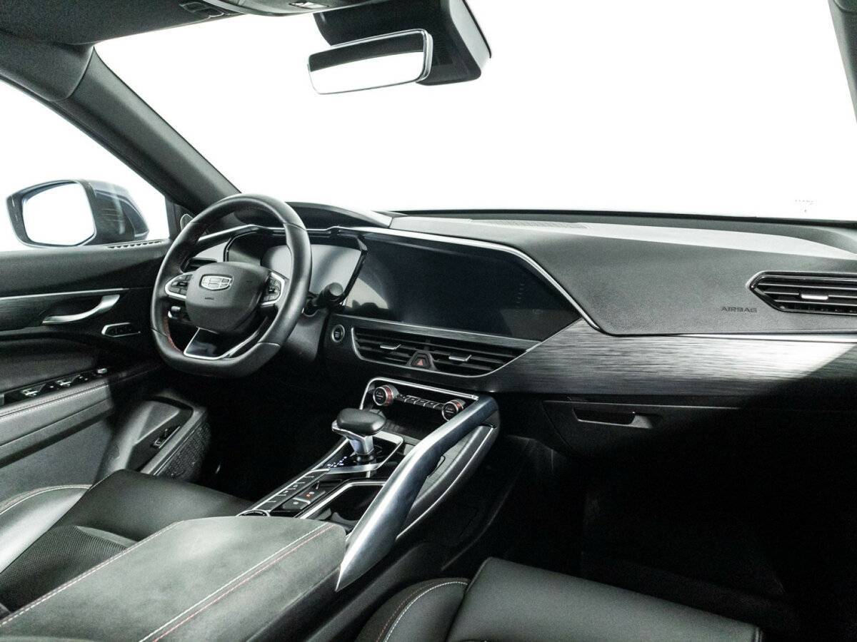 Geely Tugella, 2022 Фото №9