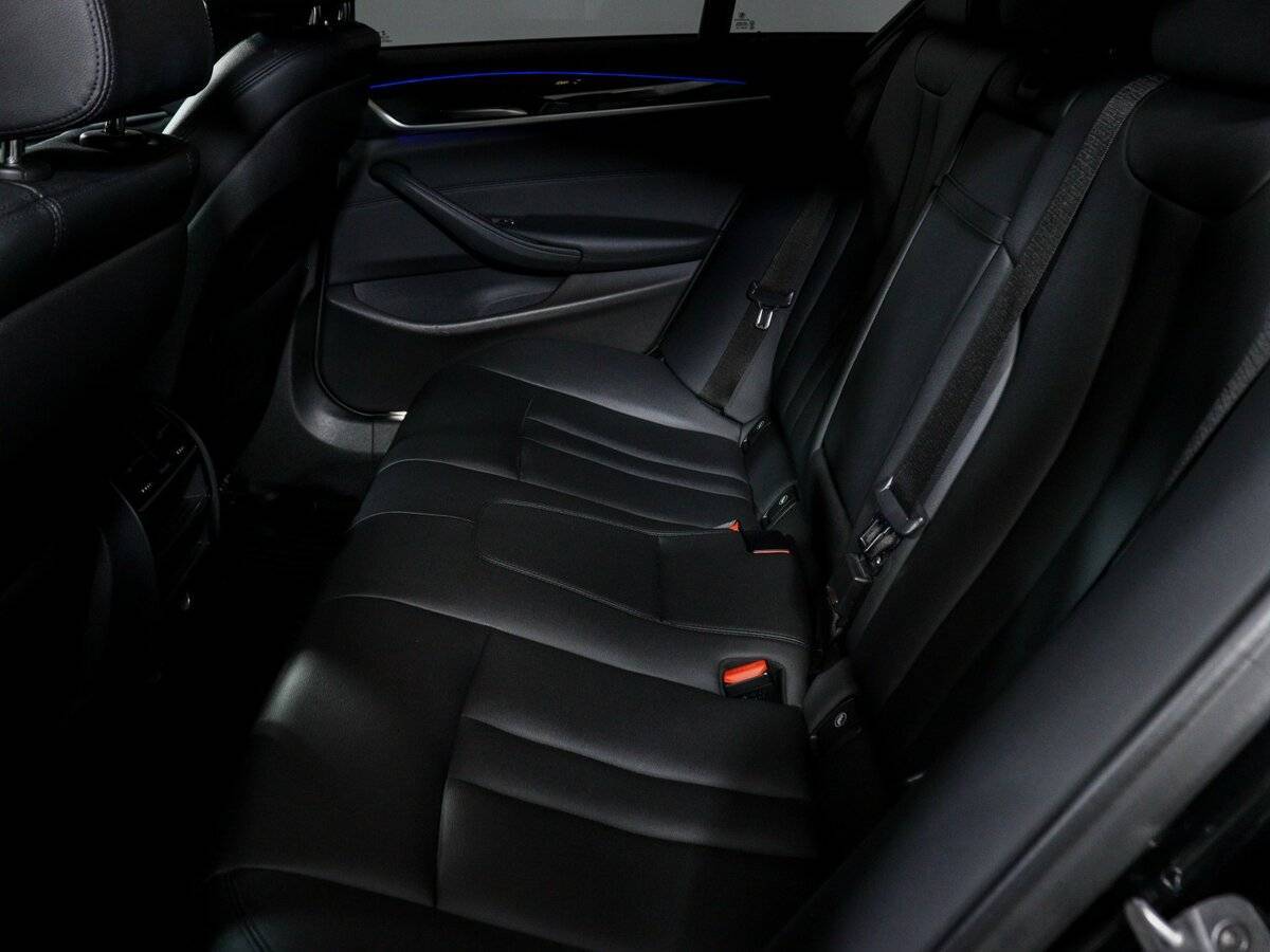BMW 5 серии 520d xDrive, 2018 Фото №10