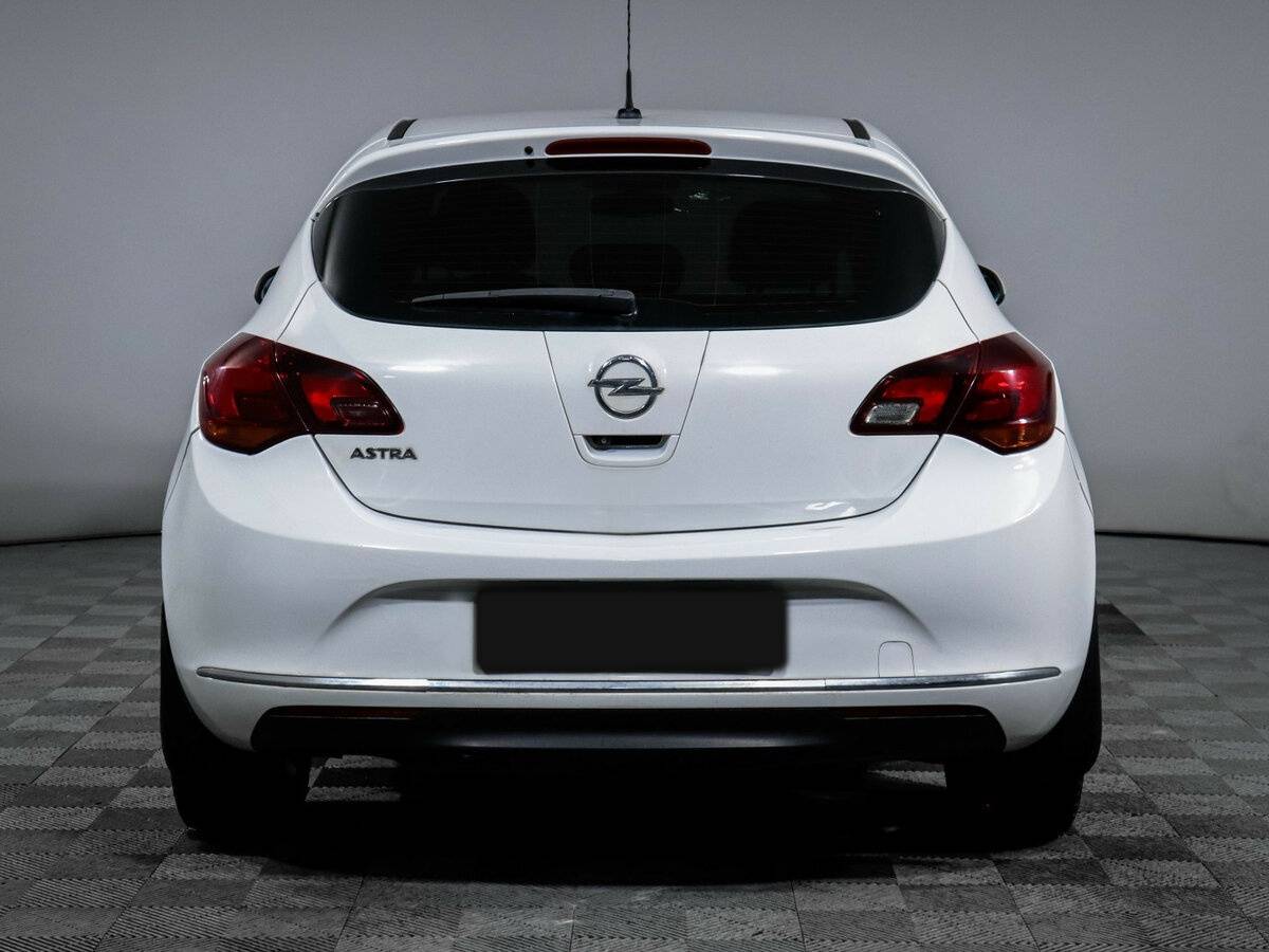 Opel Astra J Рестайлинг, 2014 Фото №5