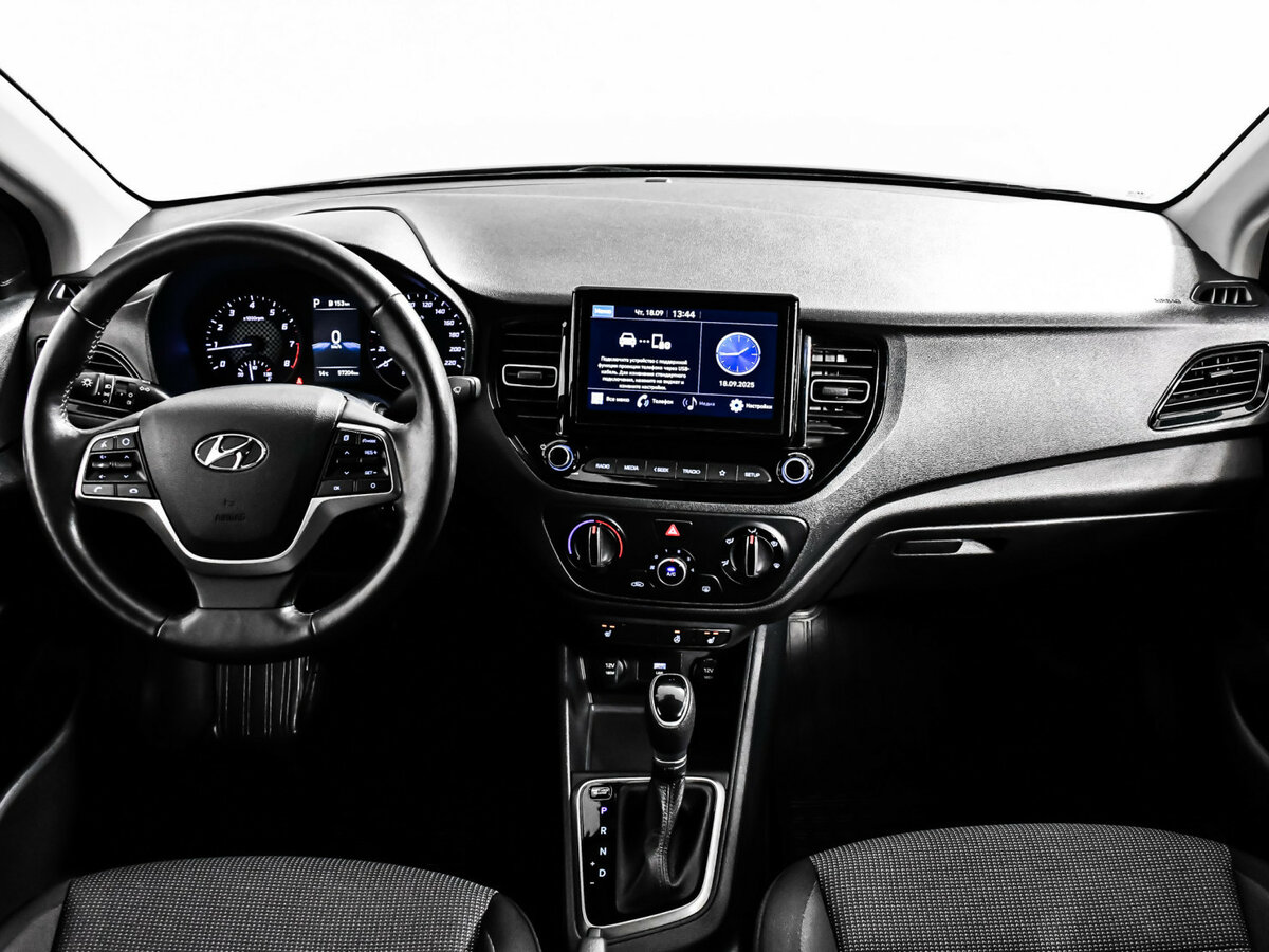 Hyundai Solaris II Рестайлинг, 2021 Фото №11