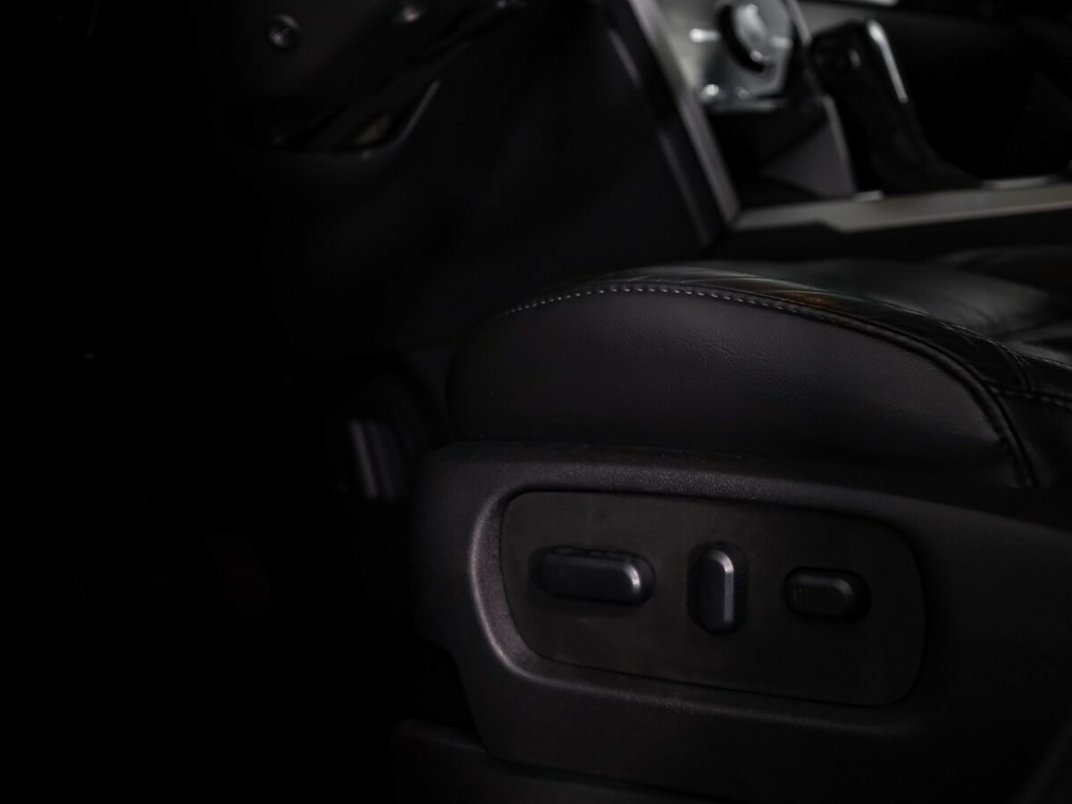 Ford Explorer V, 2013 Фото №16