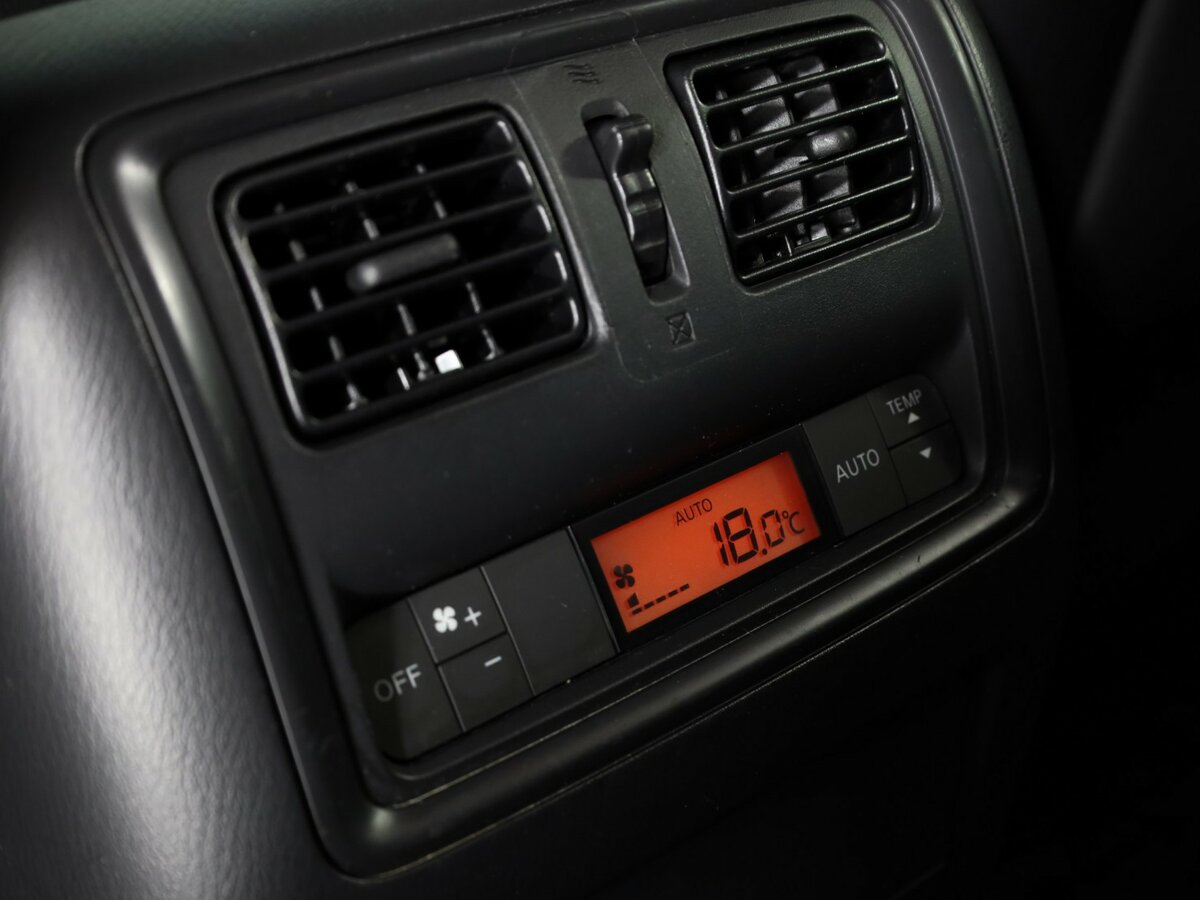 Nissan Pathfinder IV, 2014 Фото №22