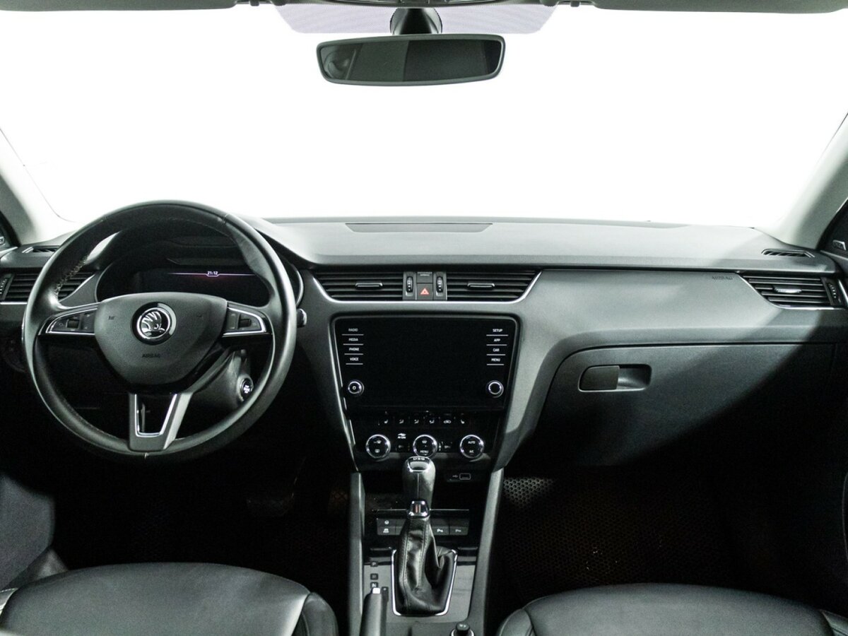 Skoda Octavia III (A7) Рестайлинг, 2019 Фото №12