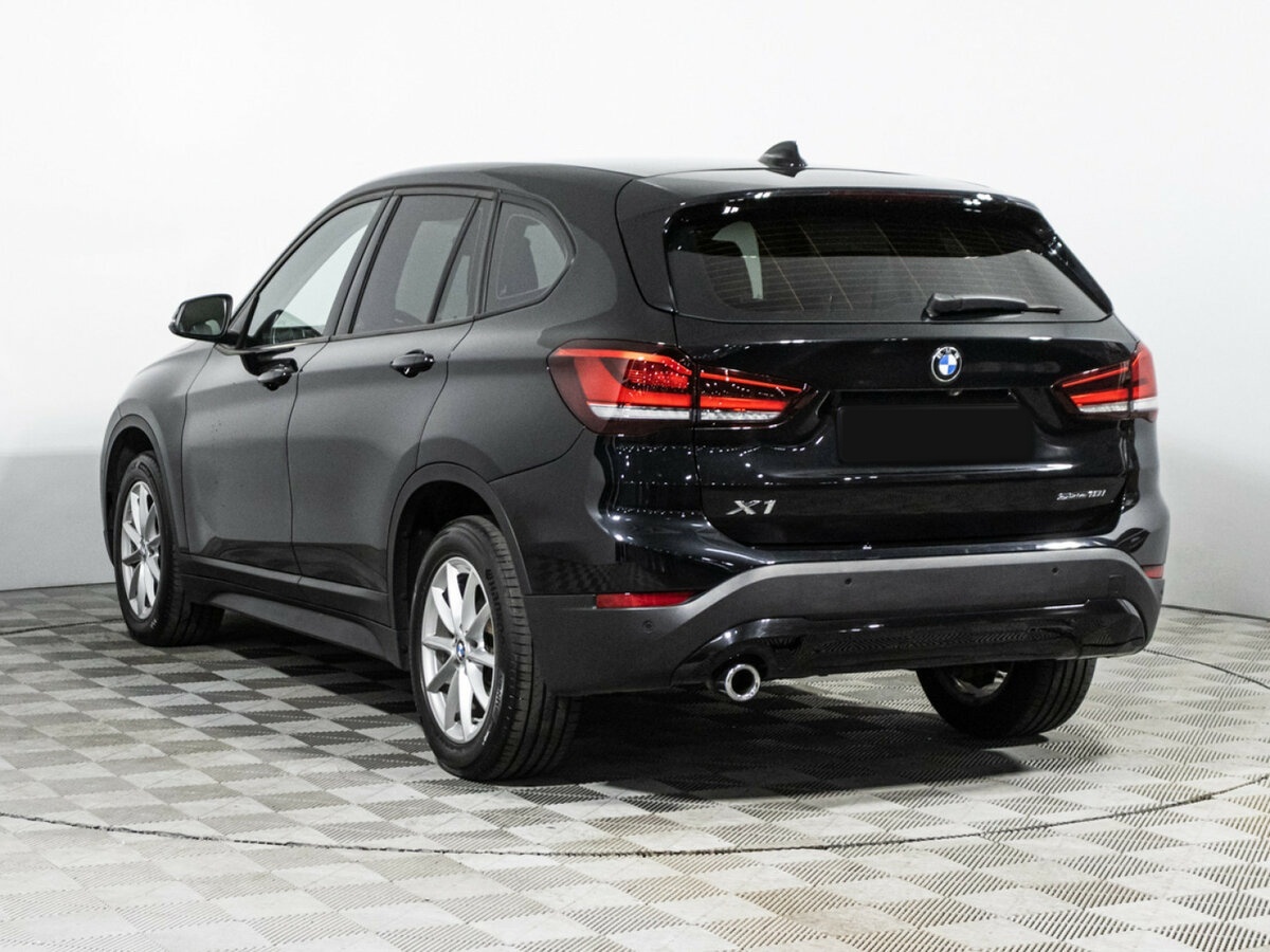 BMW X1 18i sDrive II (F48) Рестайлинг, 2020 Фото №7