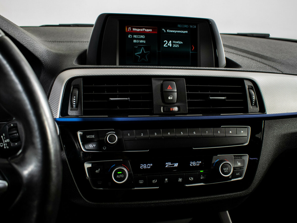 BMW 1 серии 118i II (F20/F21) Рестайлинг 2, 2019 Фото №11