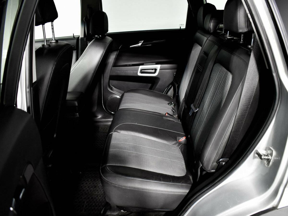 Opel Antara I Рестайлинг, 2013 Фото №11