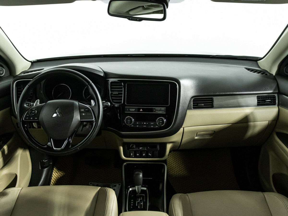 Mitsubishi Outlander III Рестайлинг 3, 2020 Фото №11