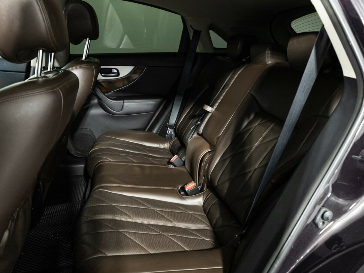 Infiniti FX37 II (S51) Рестайлинг, 2012 Фото №10