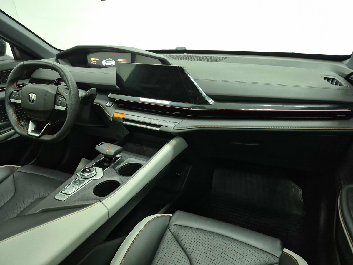 Changan UNI-V I, 2024 Фото №12