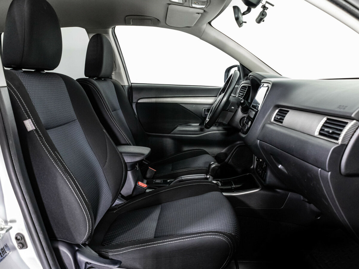 Mitsubishi Outlander III Рестайлинг 2, 2018 Фото №14