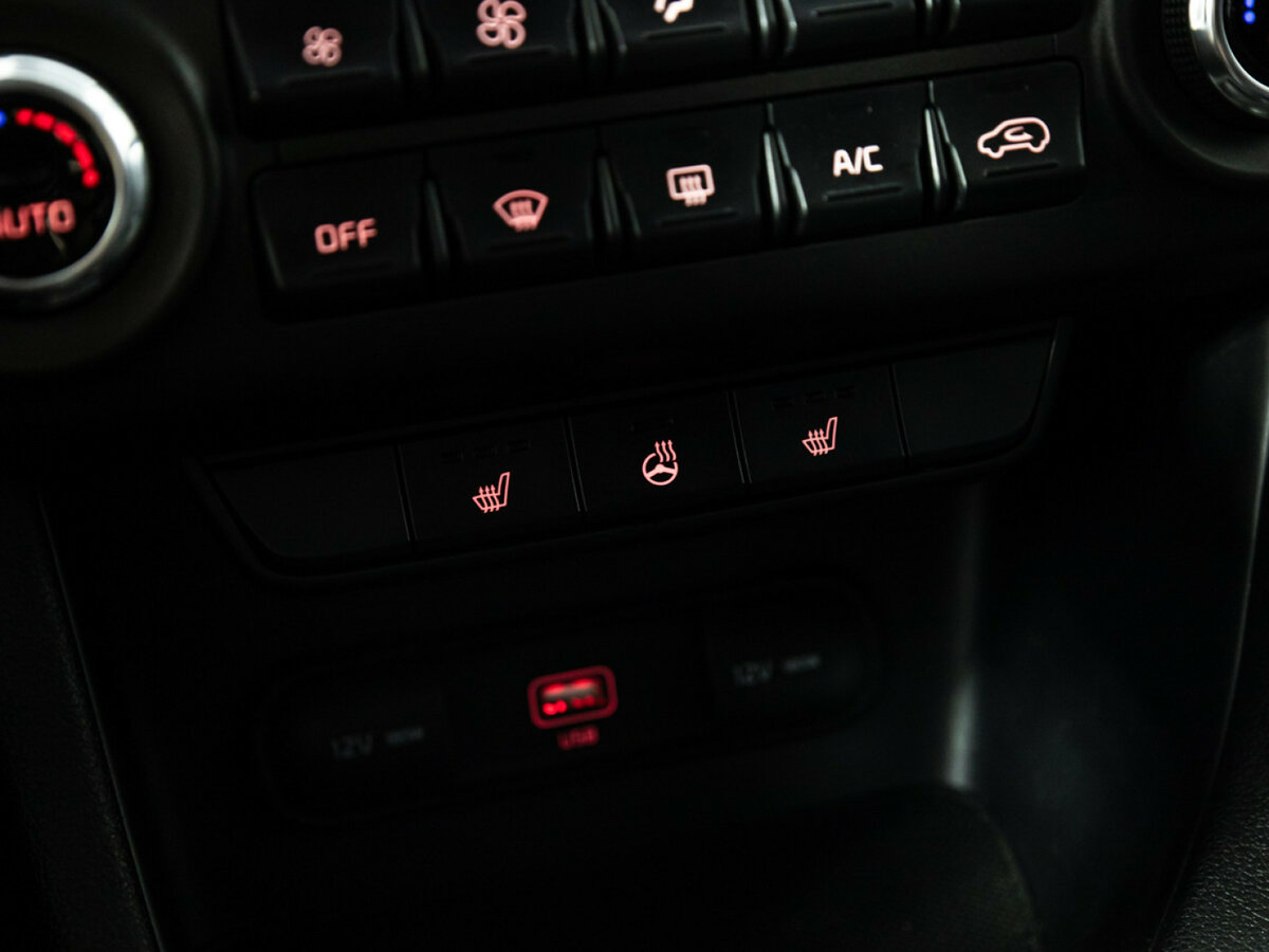 Kia Sportage IV Рестайлинг, 2020 Фото №17